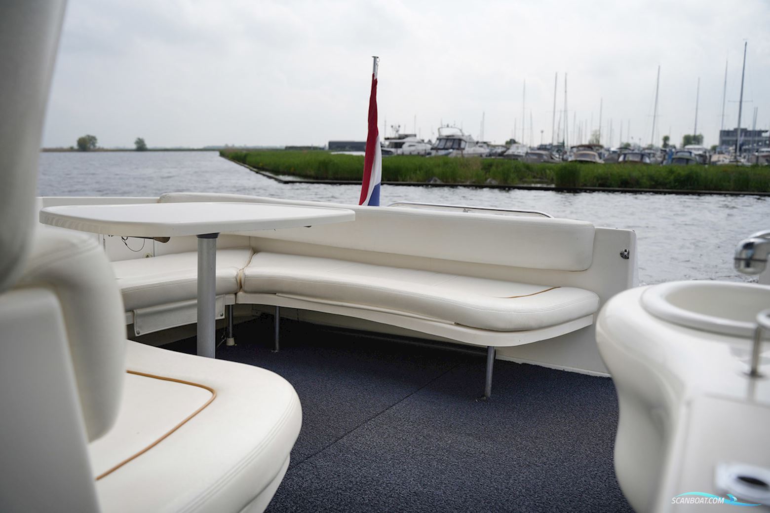 Sea Ray 310 Sundancer