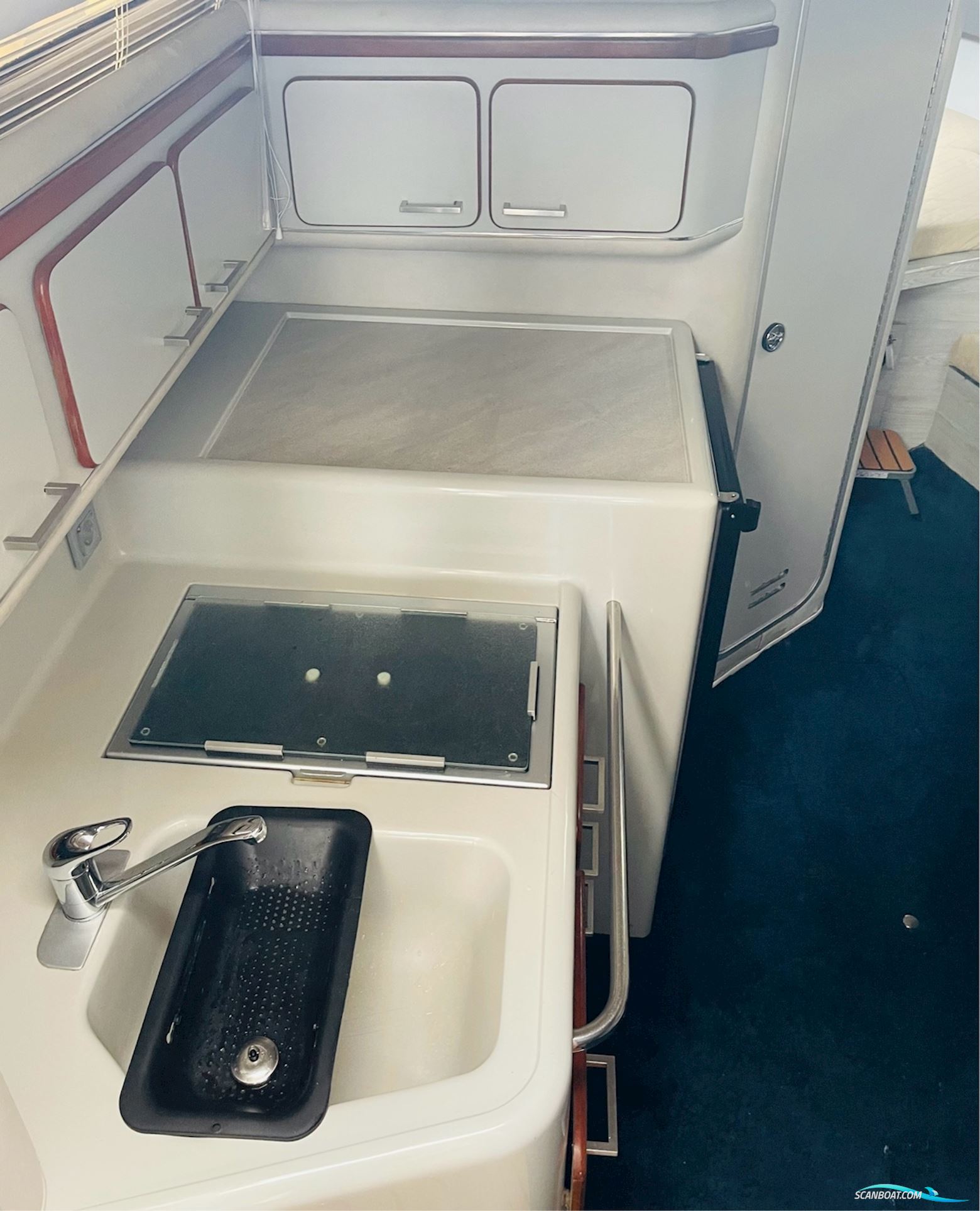 Sea Ray 310 Sundancer