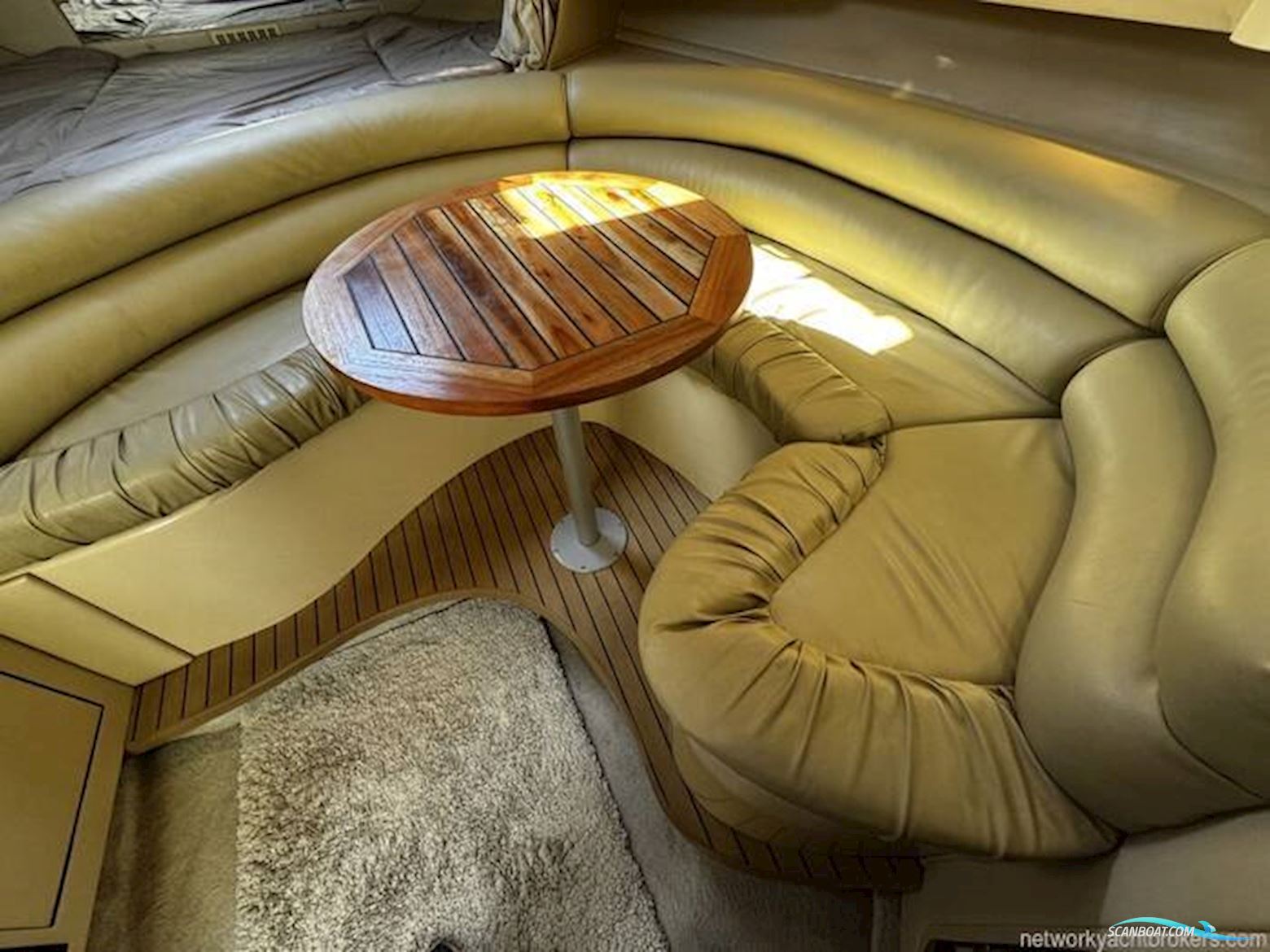 Sea Ray 310 Sundancer