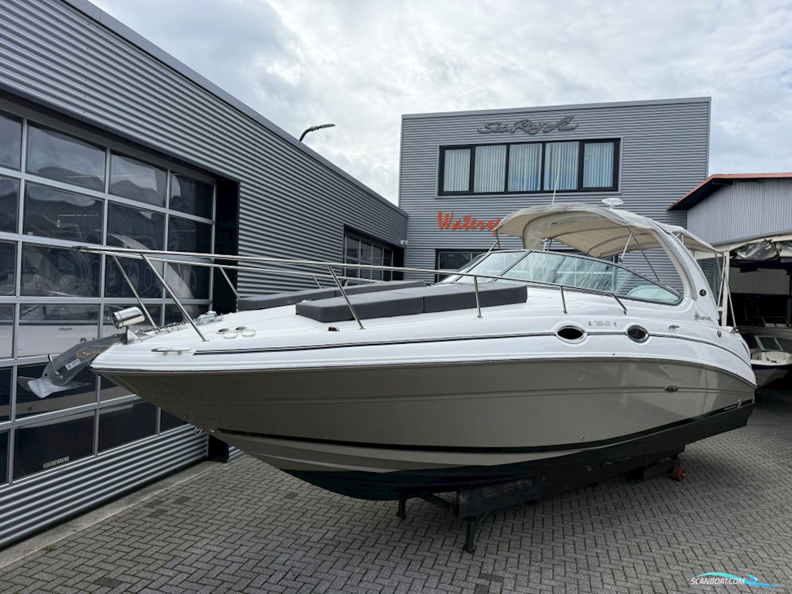 Sea Ray 315 Sundancer Motorboten 2006, met 2x Mercruiser motor, The Netherlands