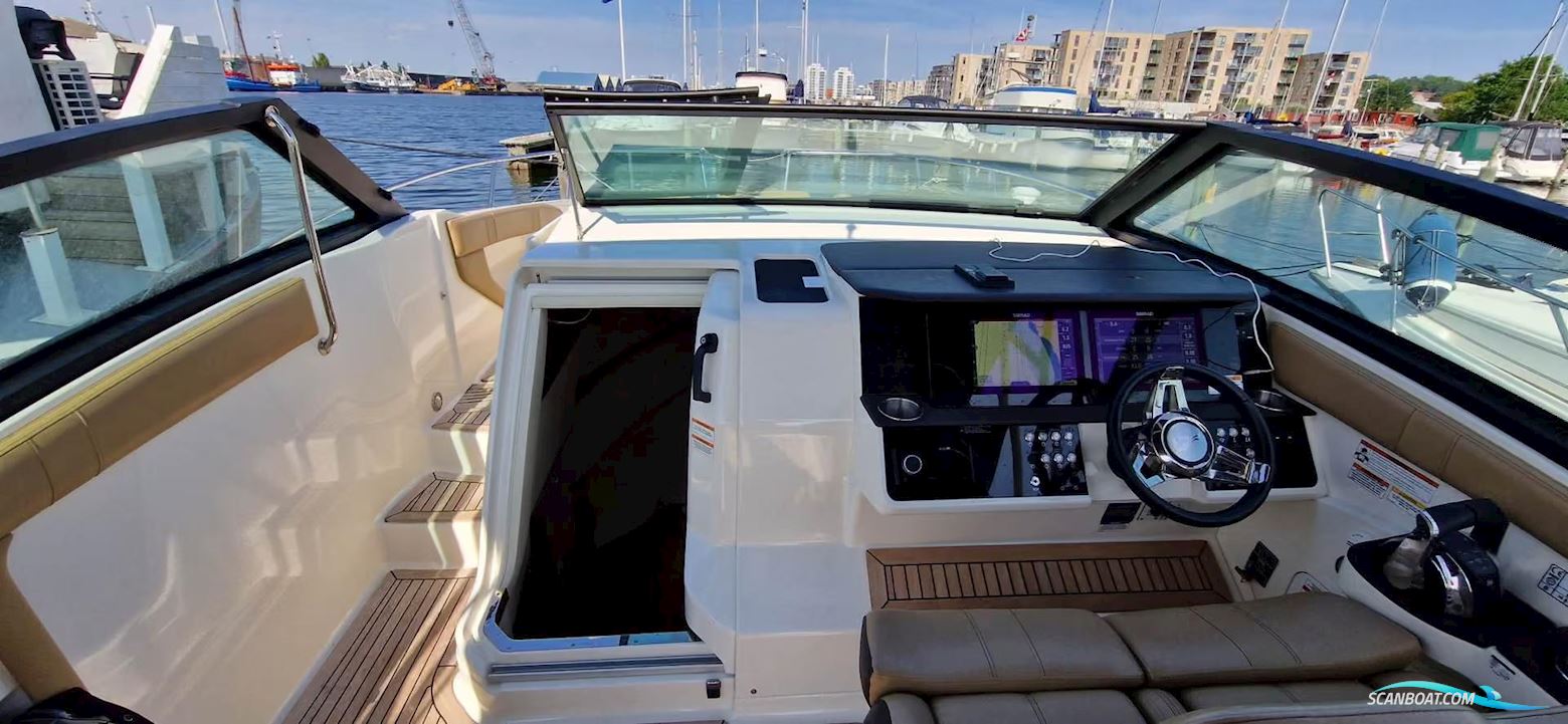 Sea Ray 320 Sundancer