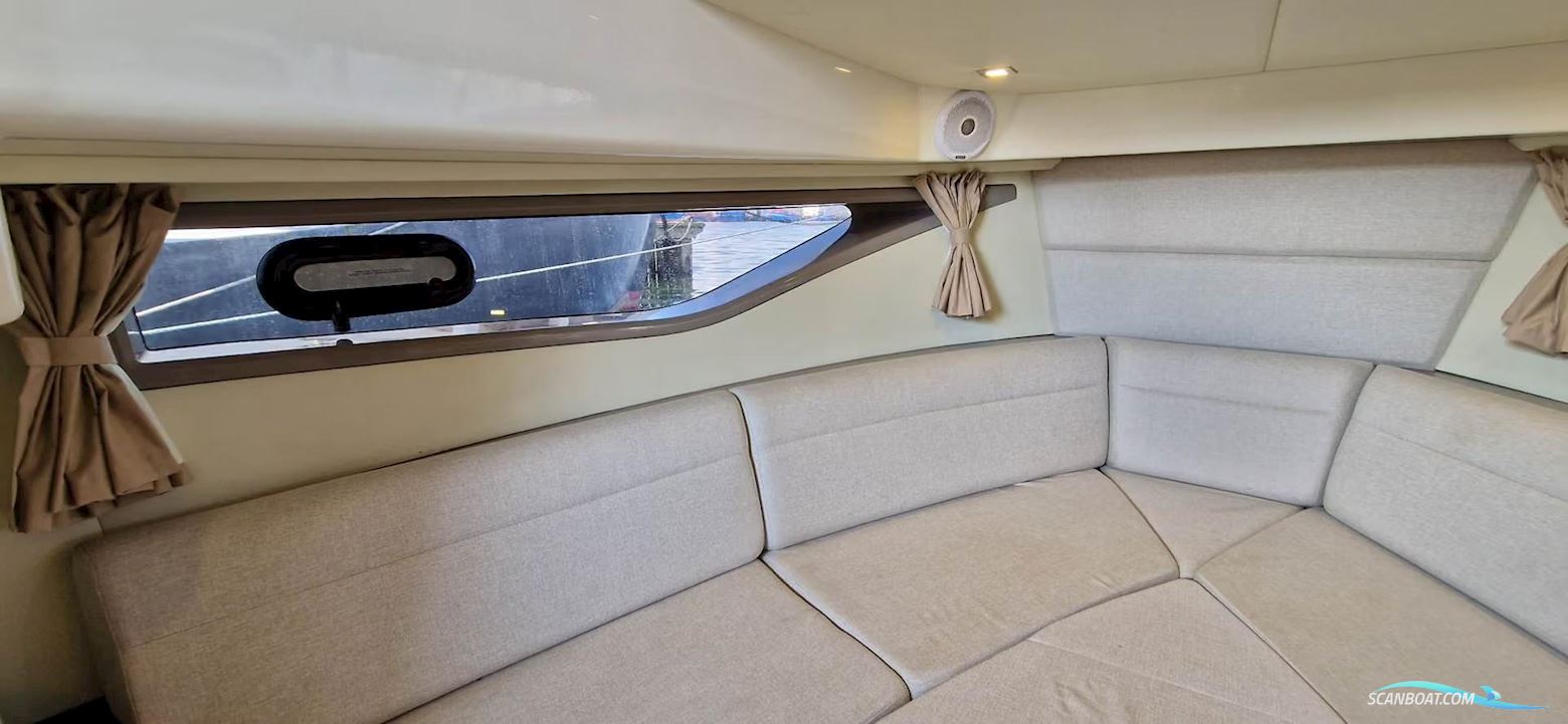 Sea Ray 320 Sundancer