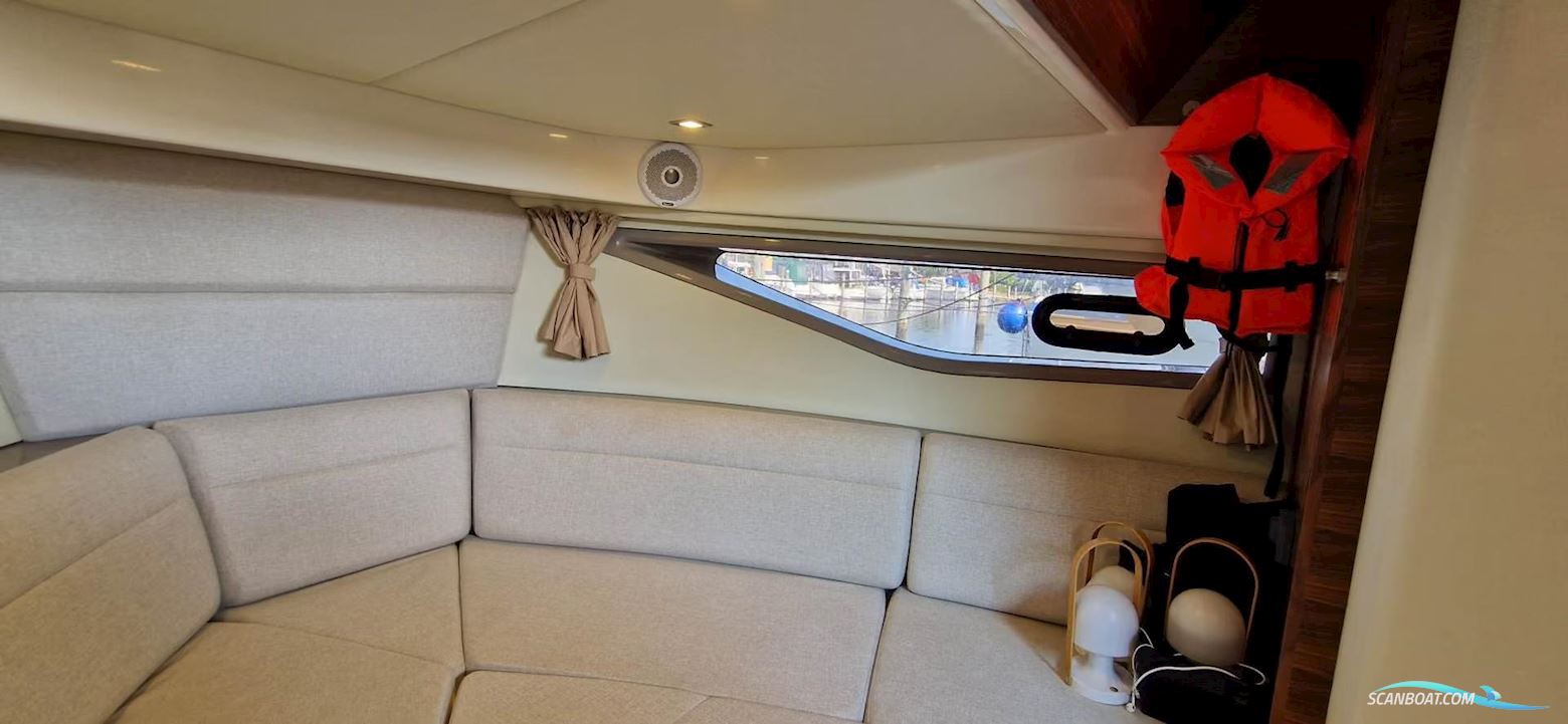 Sea Ray 320 Sundancer