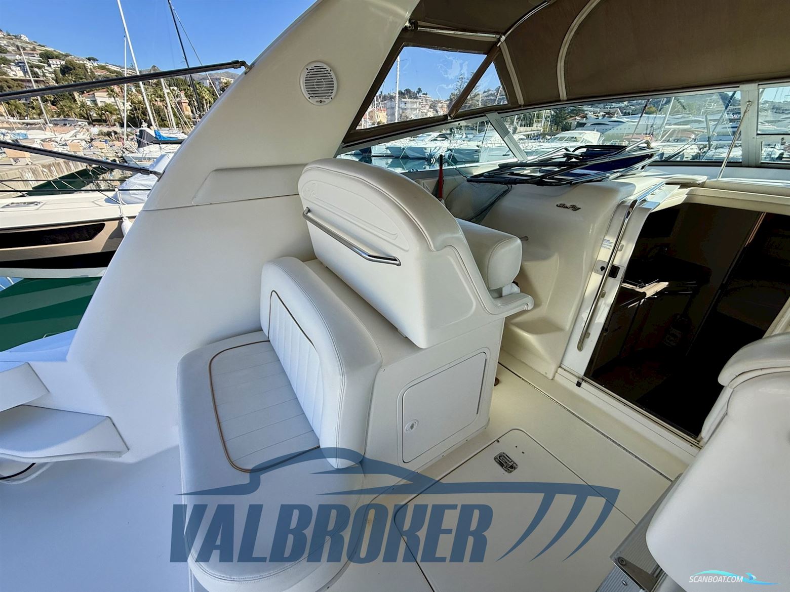 Sea Ray 330 AMBERJACK