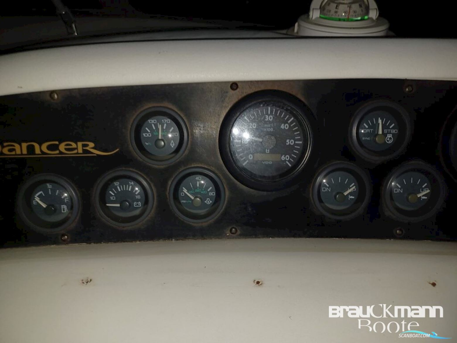 Sea Ray 330 Sundancer