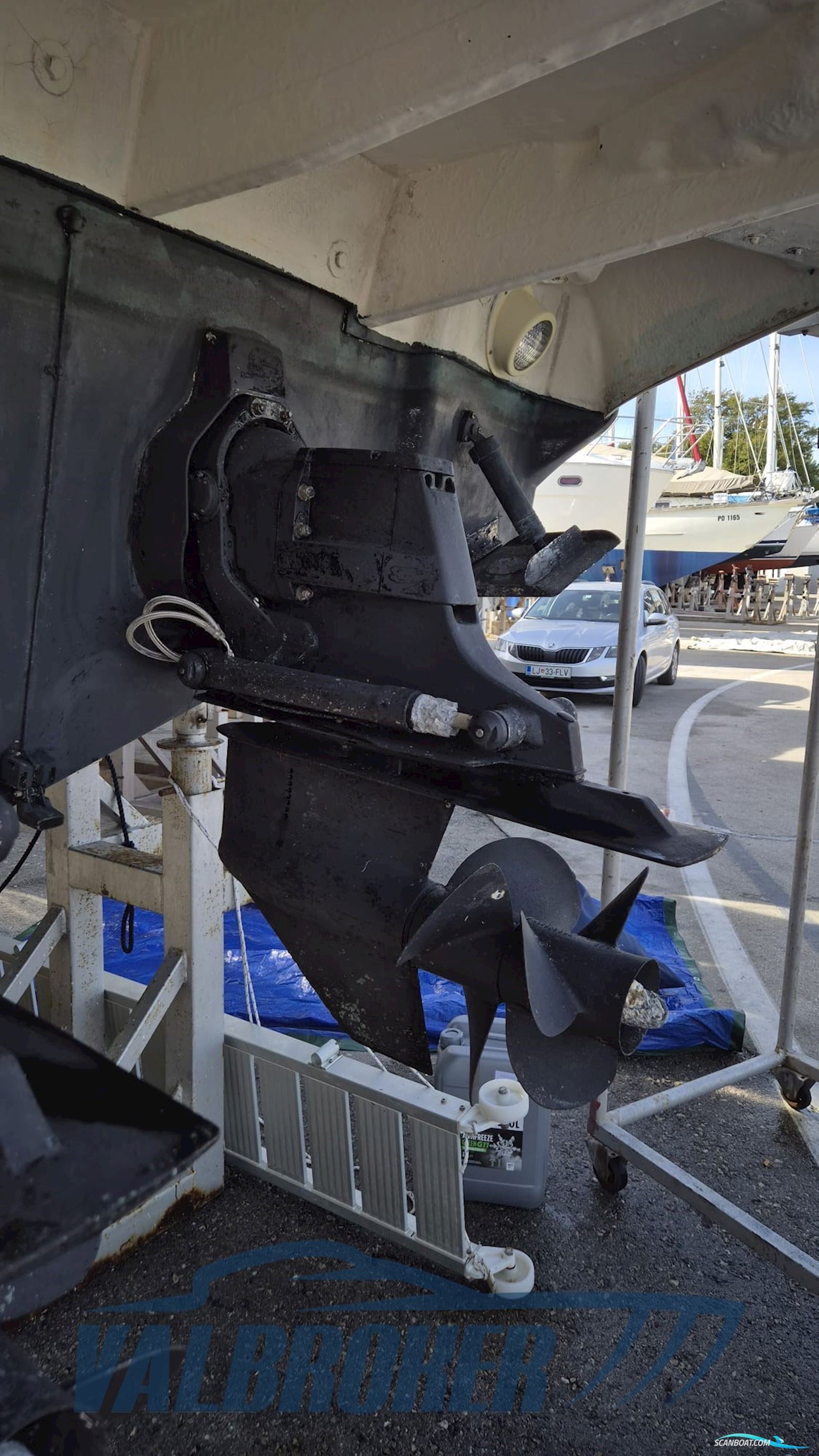 Sea Ray 335 DA Sundancer