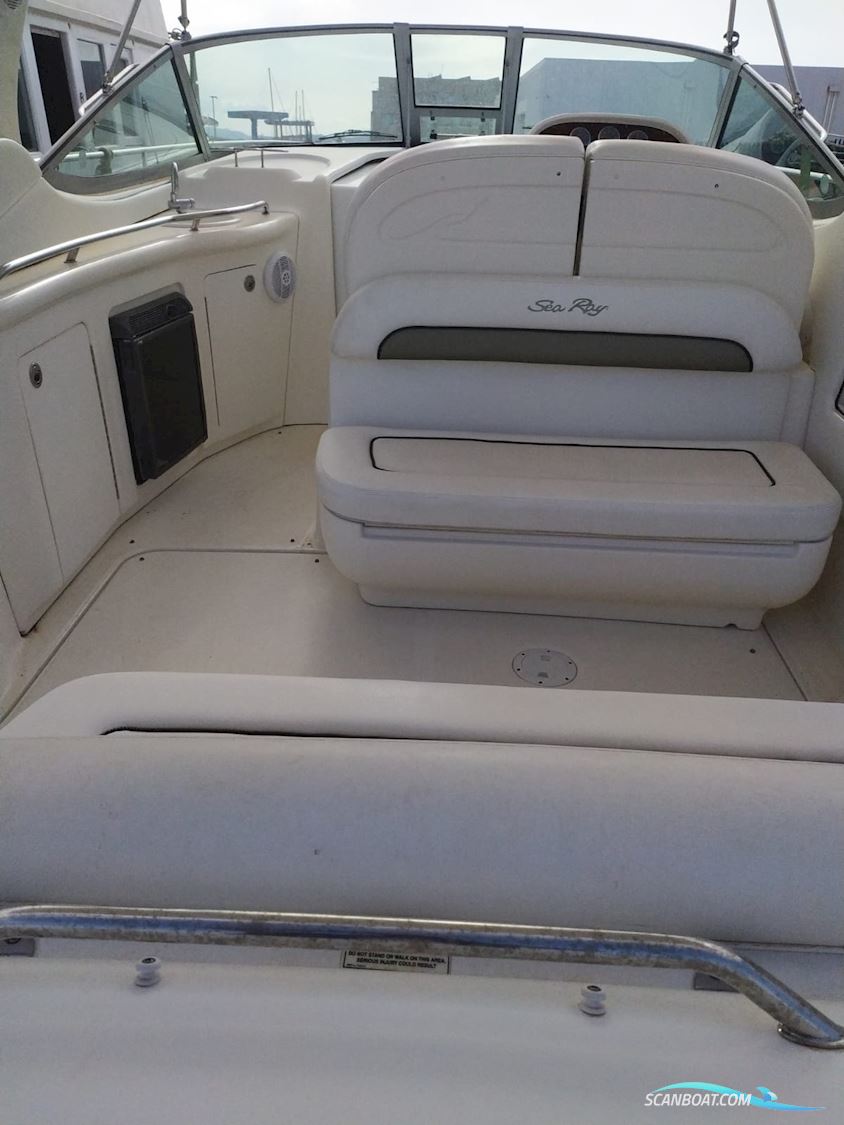 Sea Ray 335 Sundancer