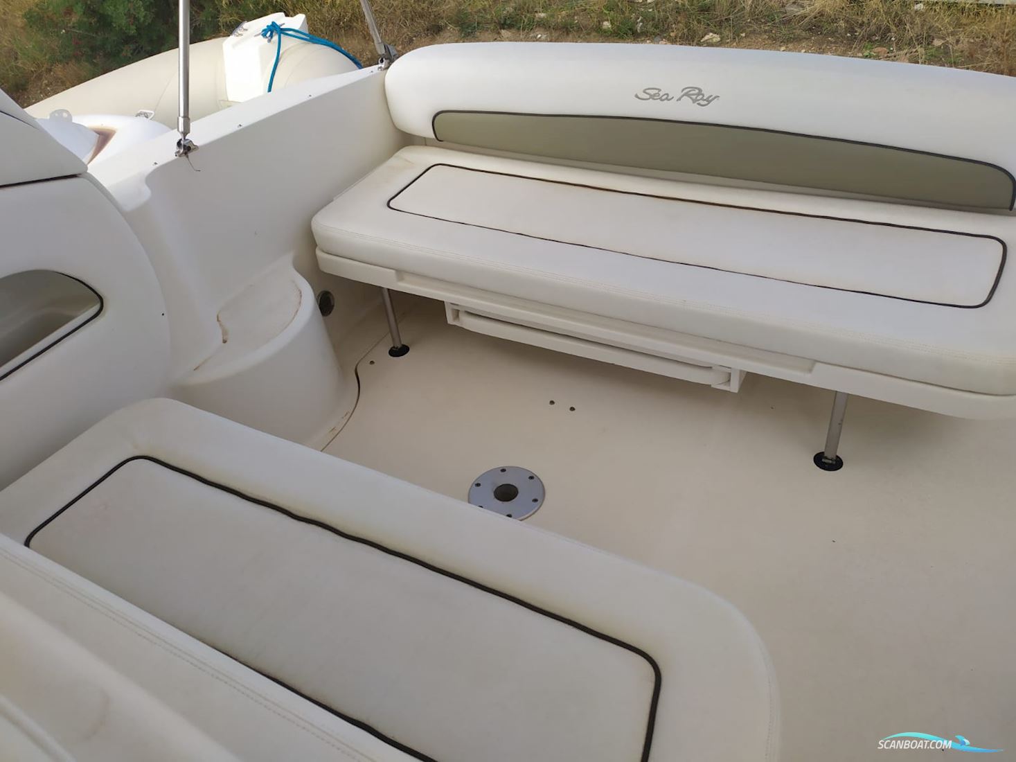 Sea Ray 335 Sundancer