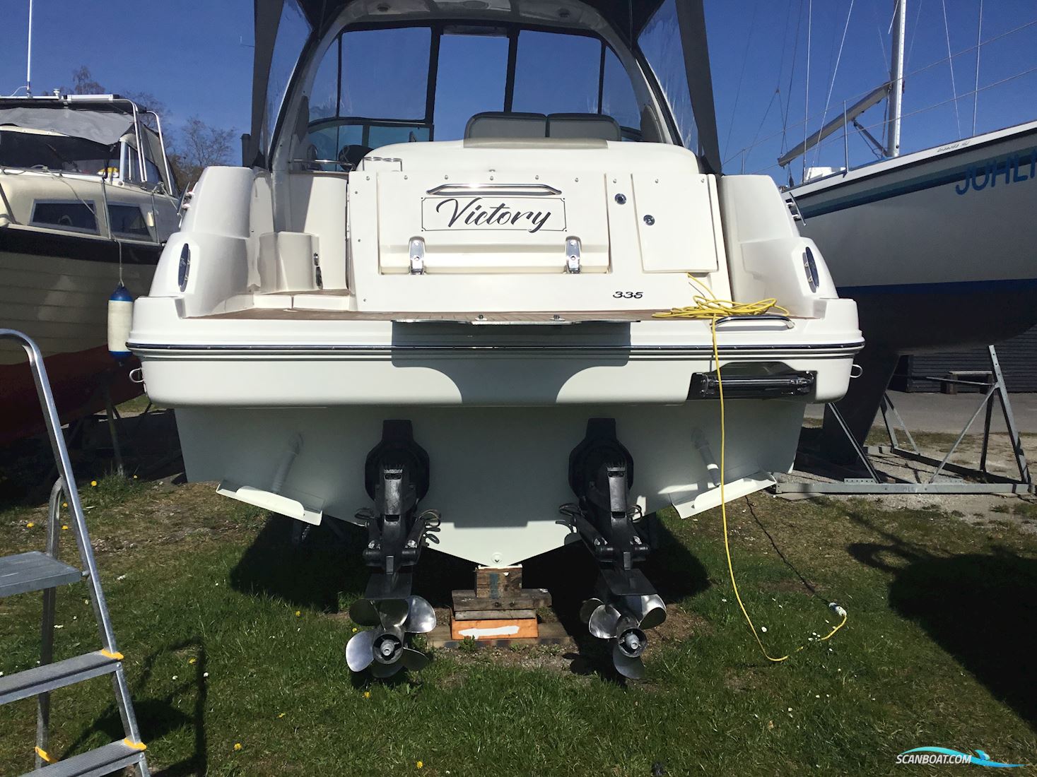 Sea Ray 335 Sundancer