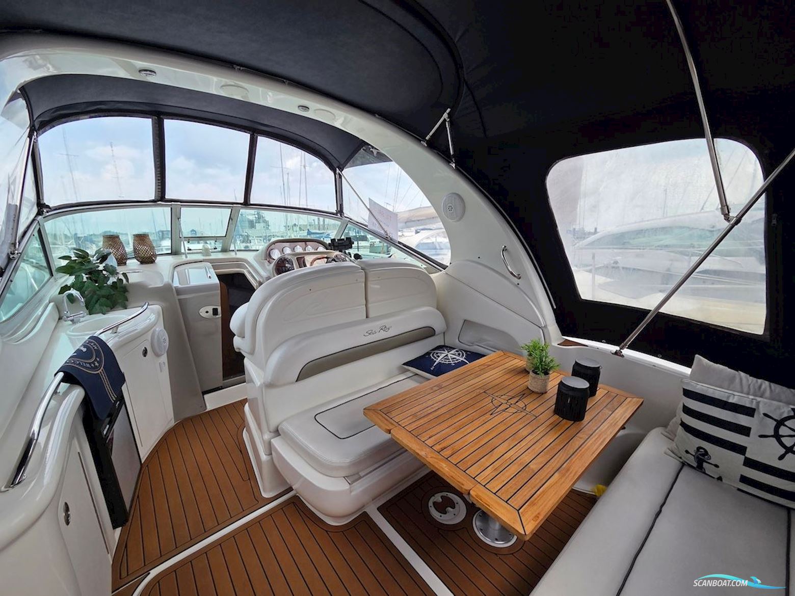 Sea Ray 335 Sundancer