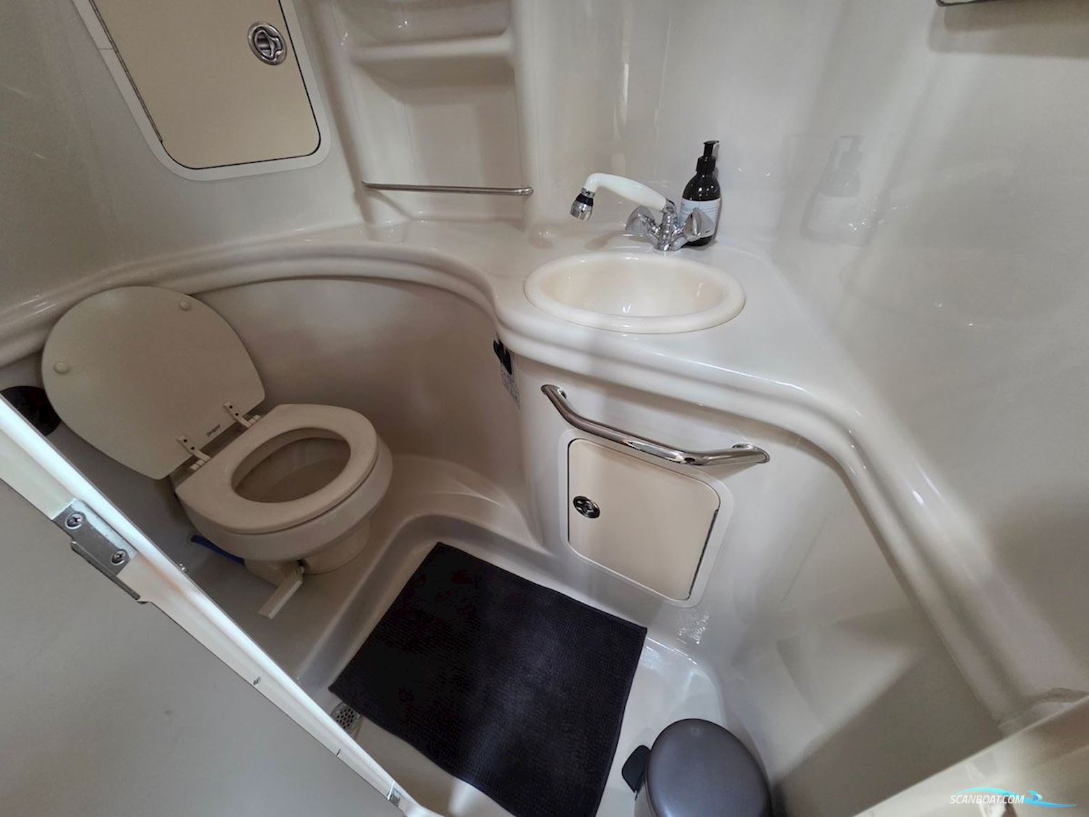 Sea Ray 335 Sundancer