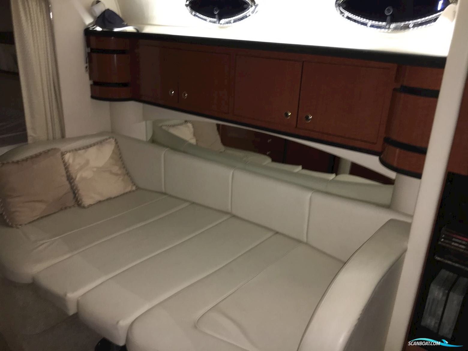 Sea Ray 335 SUNDANCER
