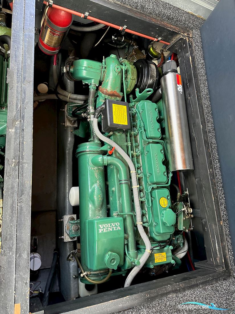 Sea Ray 340 Sedan Bridge