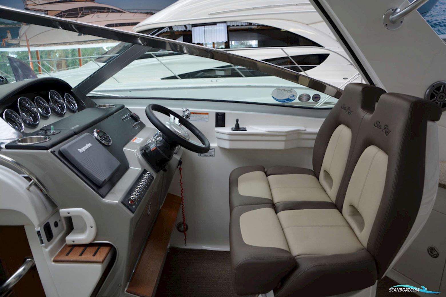 Sea Ray 350 Sundancer