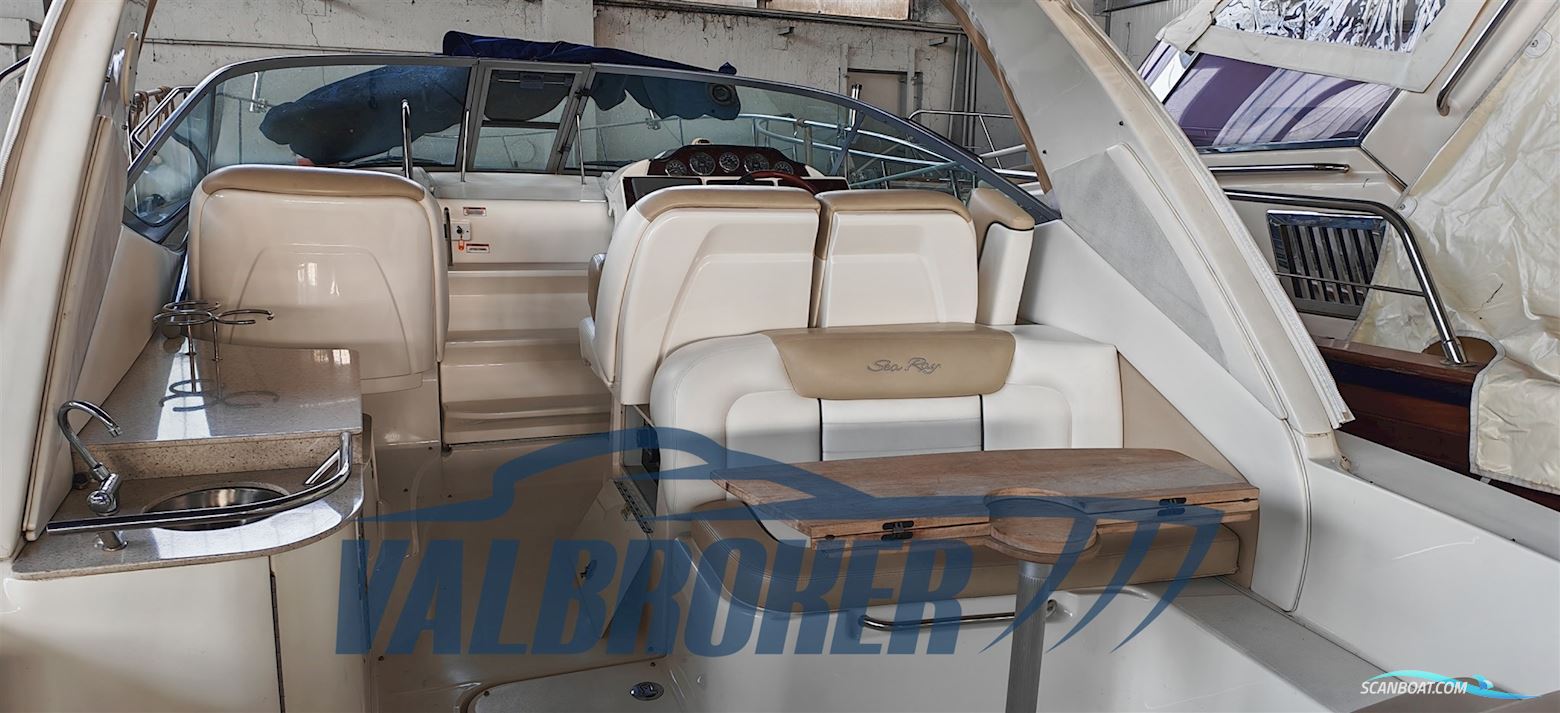 Sea Ray 355 DA Sundancer