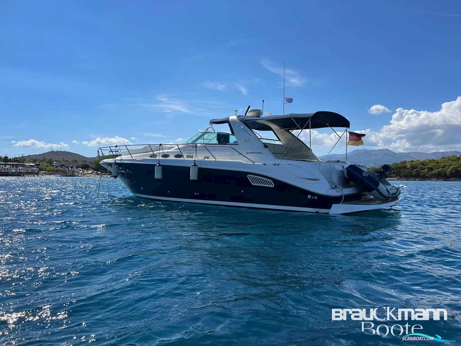 Sea Ray 37