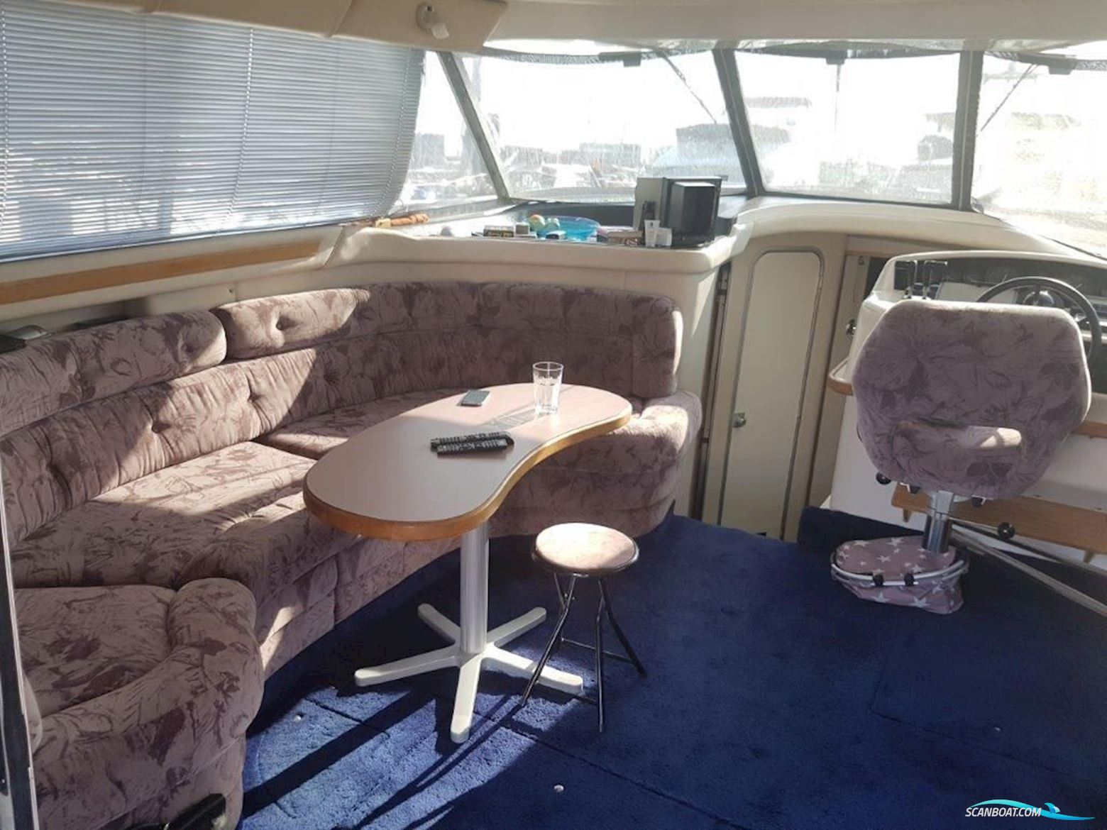 Sea Ray 370 DB