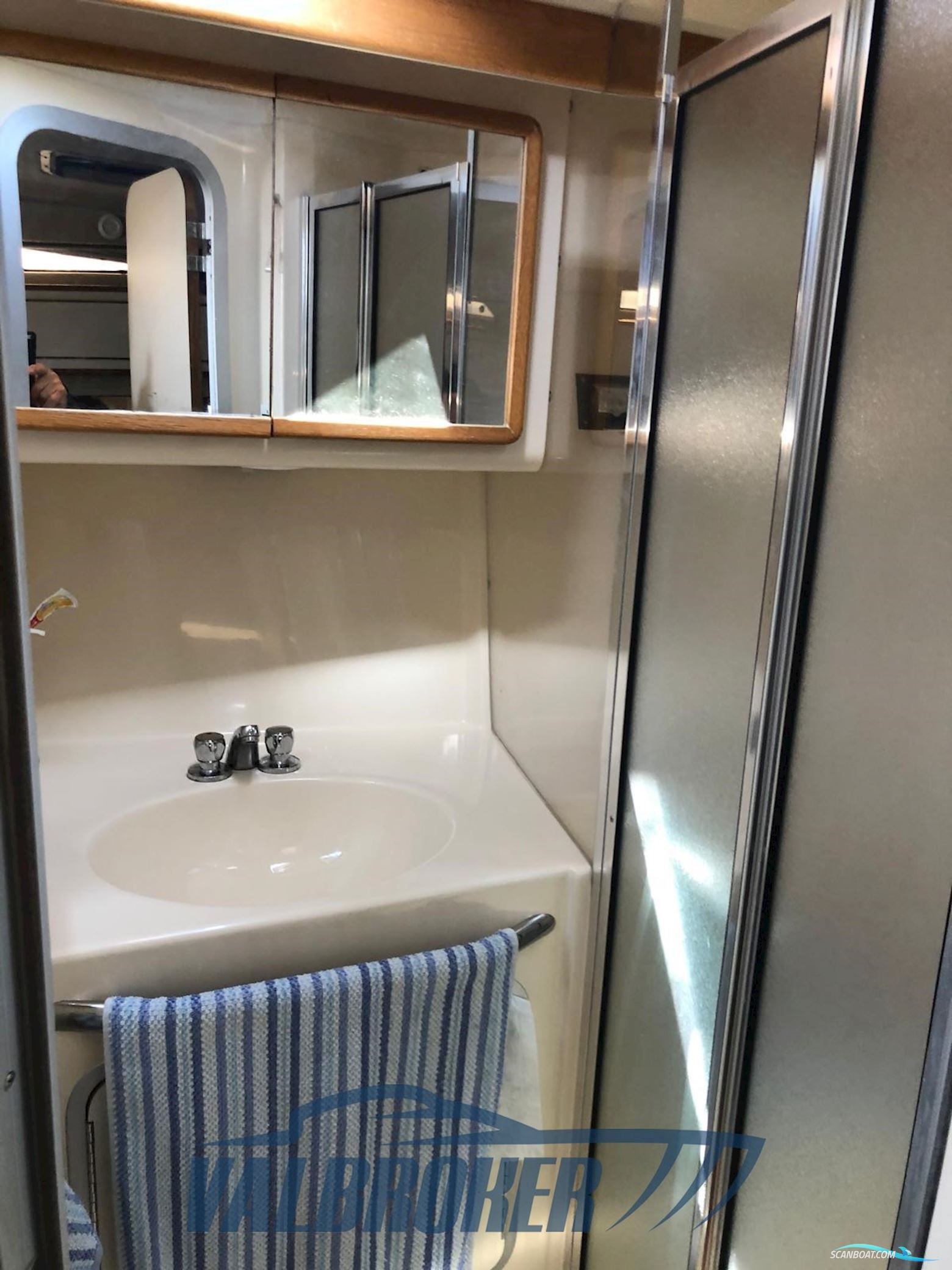 Sea Ray 370 SUNDANCER