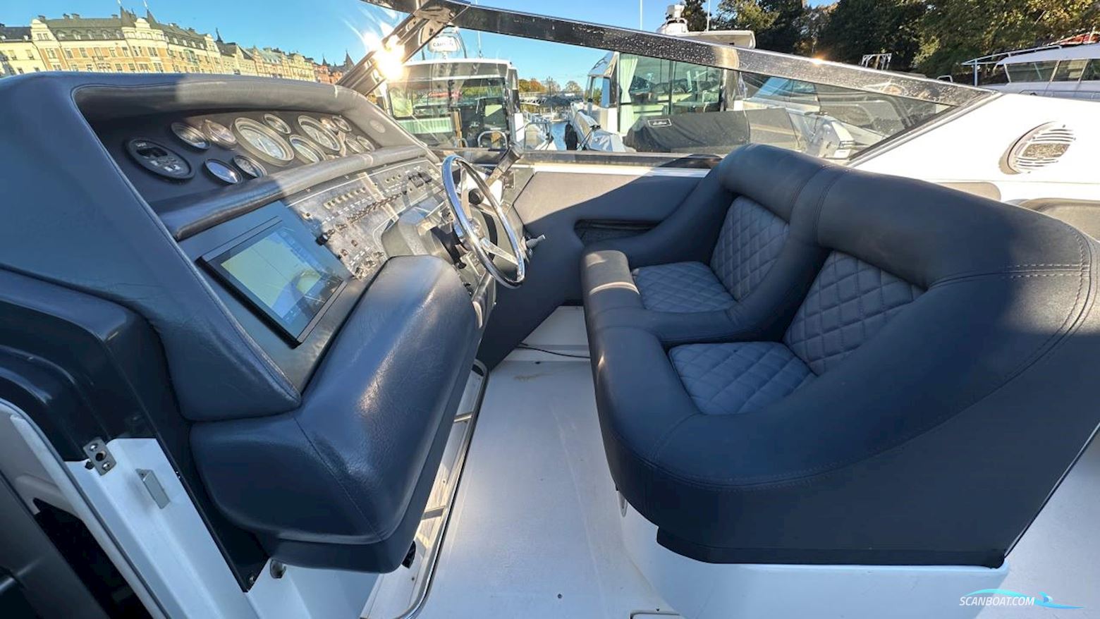Sea Ray 380 SS
