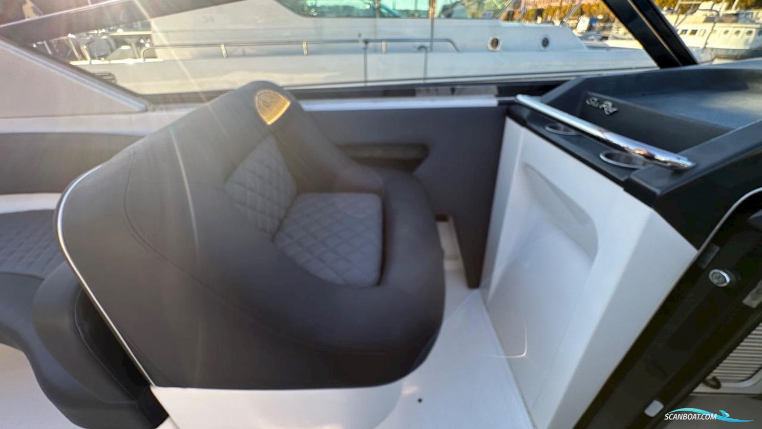 Sea Ray 380 SS