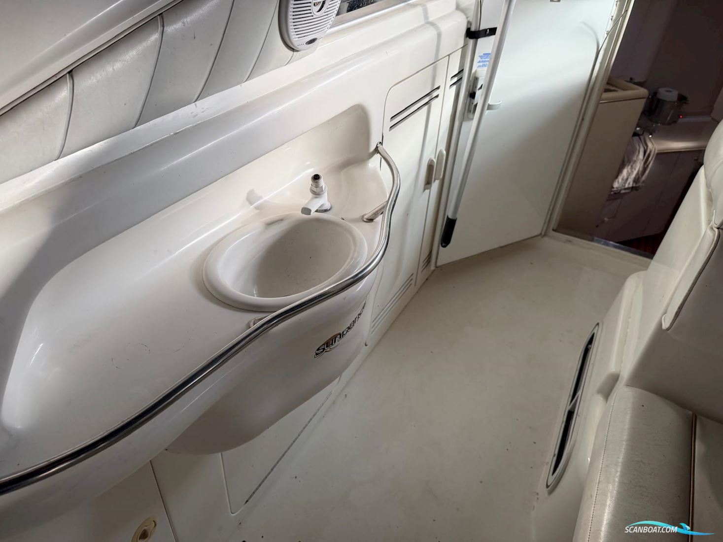 Sea Ray 400 Sundancer