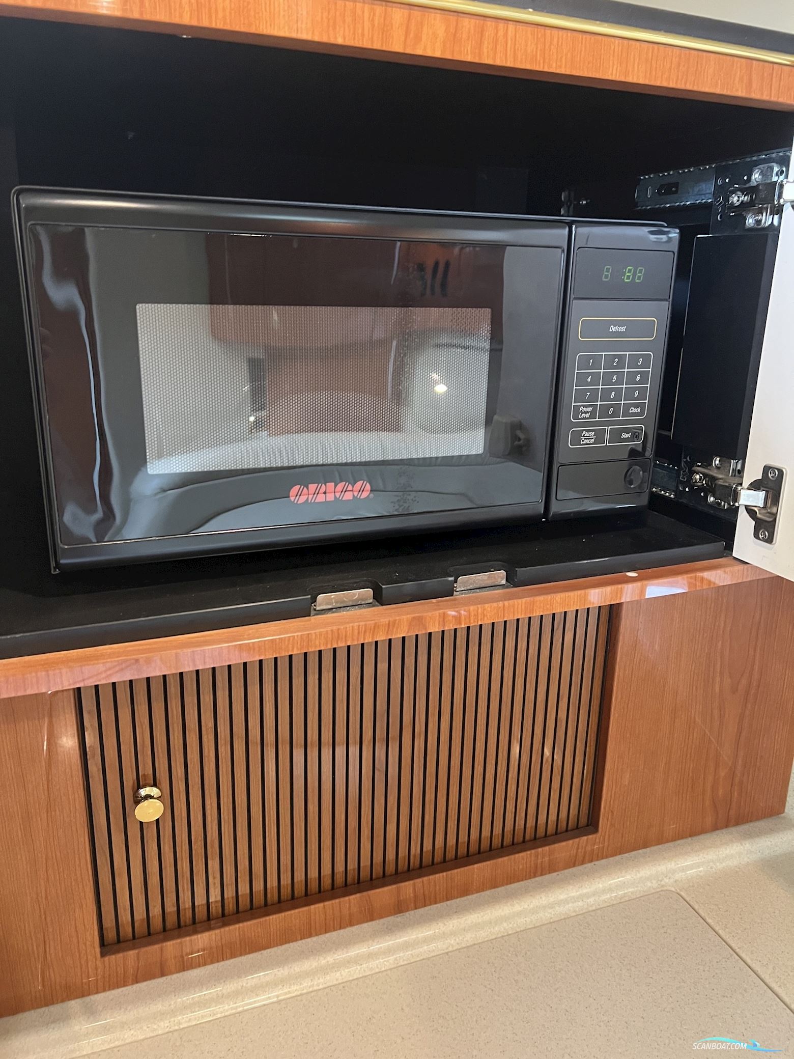 Sea Ray 410 Sundancer
