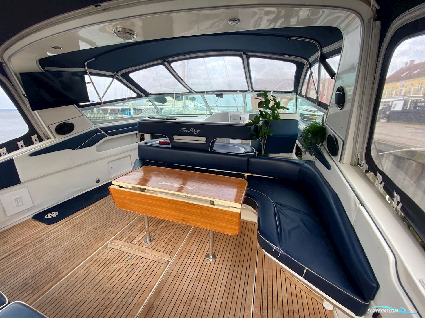 Sea Ray 420 Sundancer