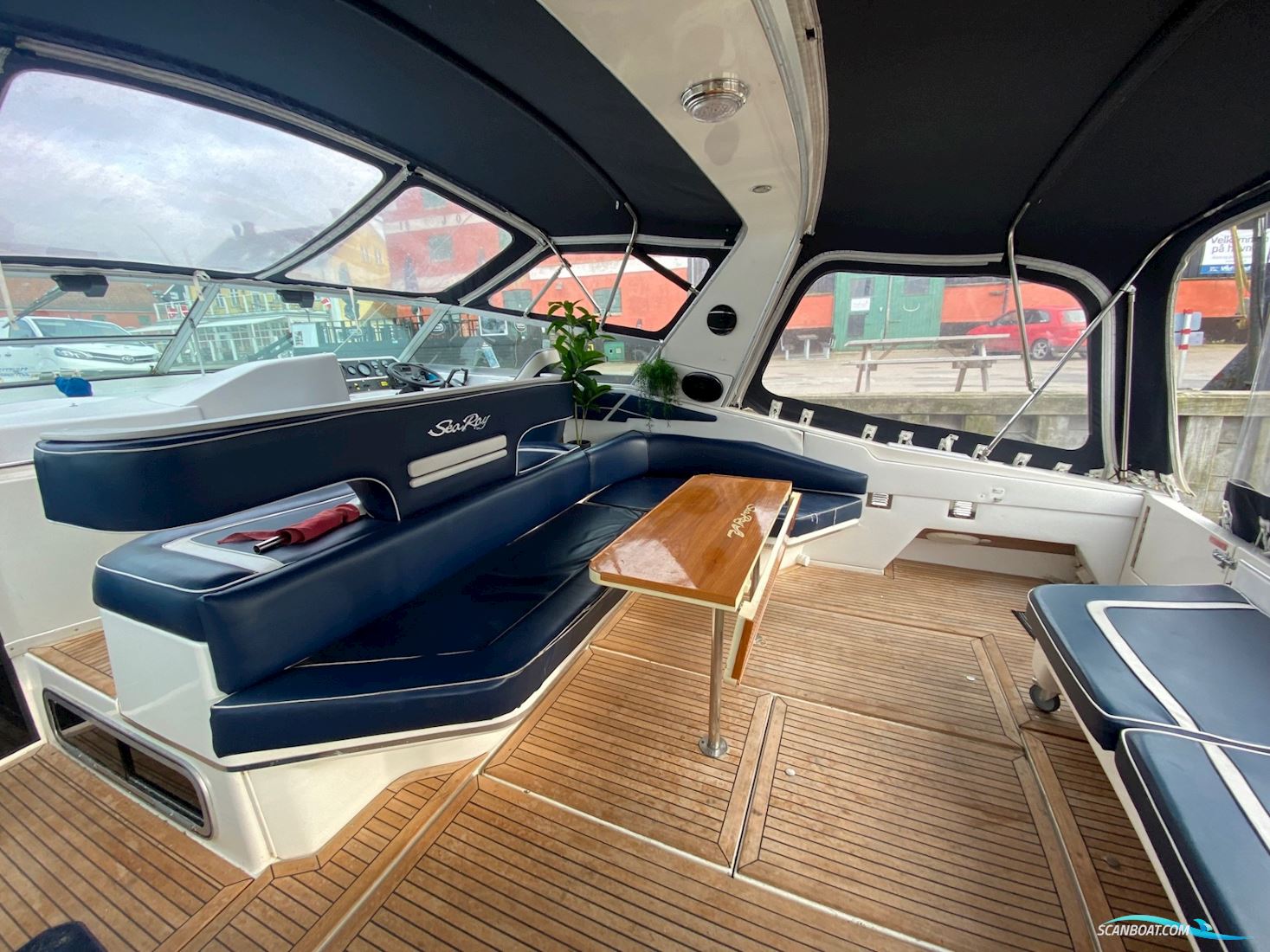 Sea Ray 420 Sundancer