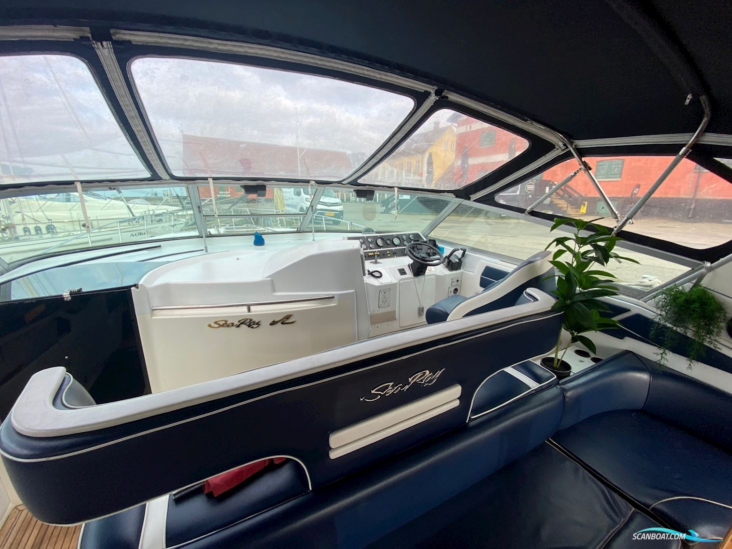 Sea Ray 420 Sundancer