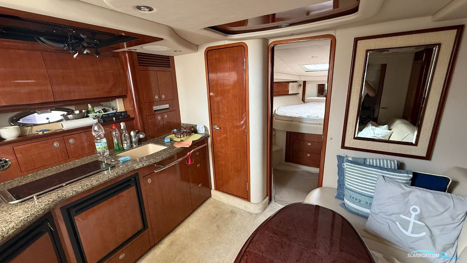 Sea Ray 425 SD - CUMMINS DIESEL