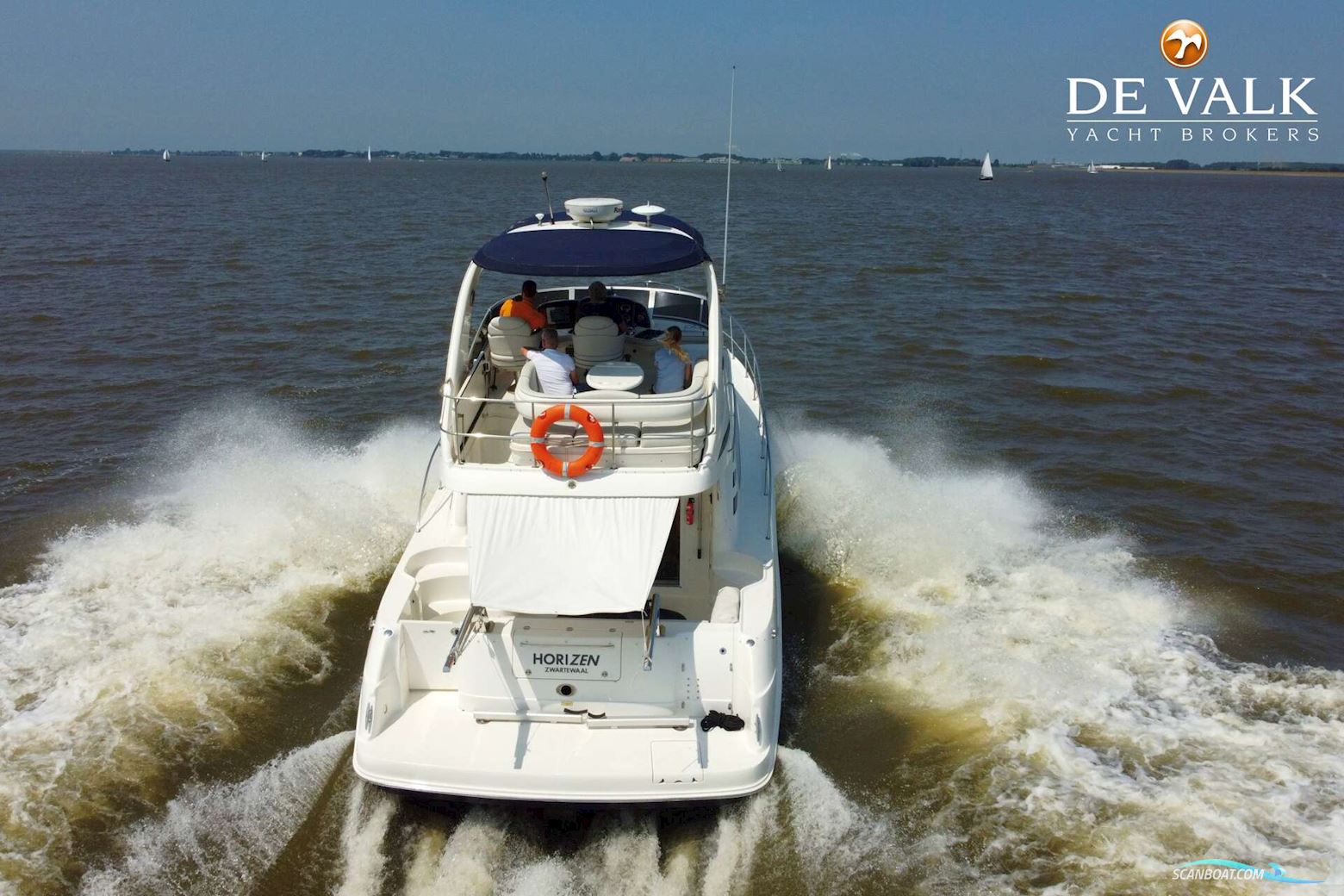 Sea Ray 455 Sedan Bridge