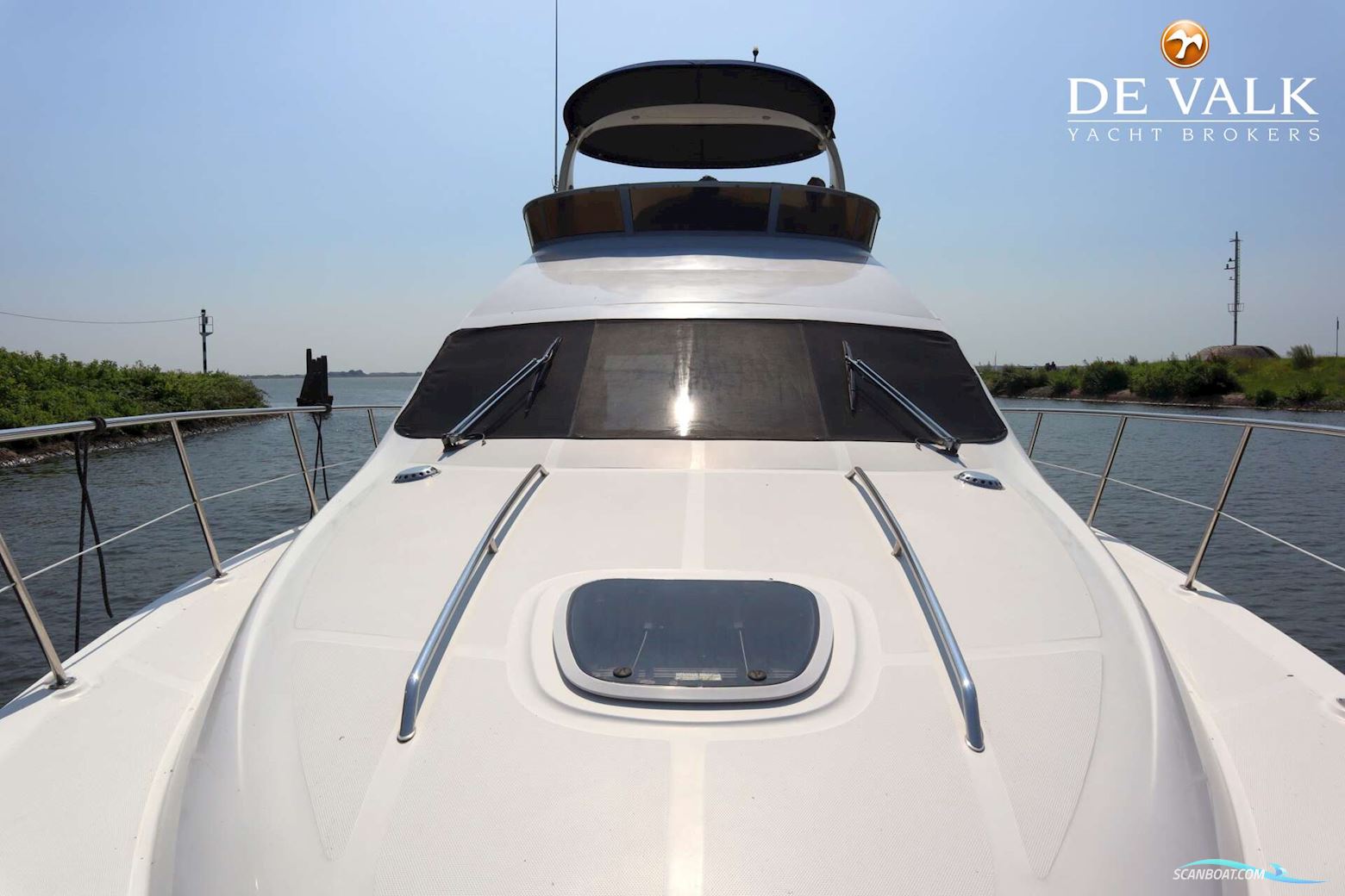 Sea Ray 455 Sedan Bridge