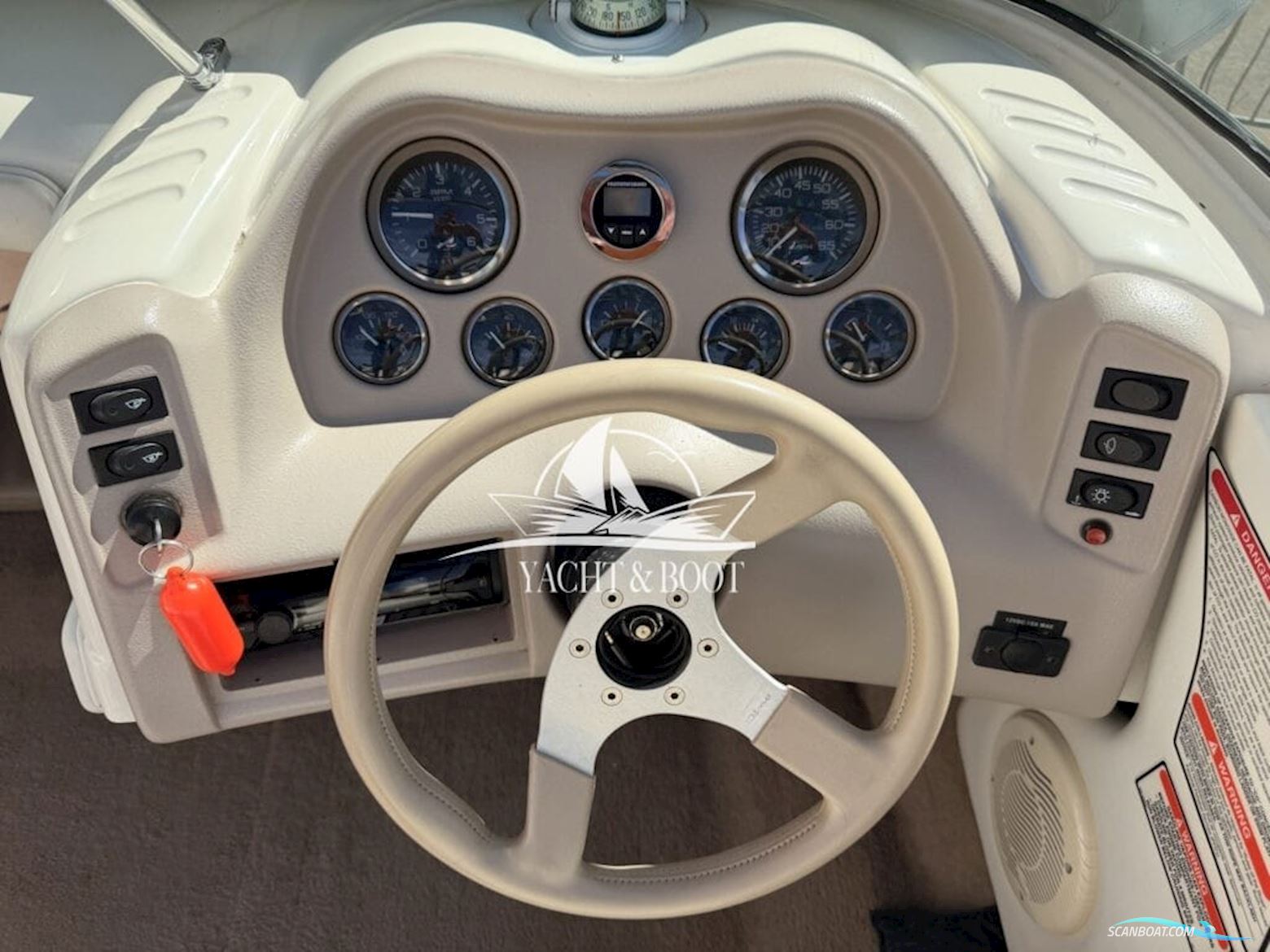 Sea Ray CB 200 Signature