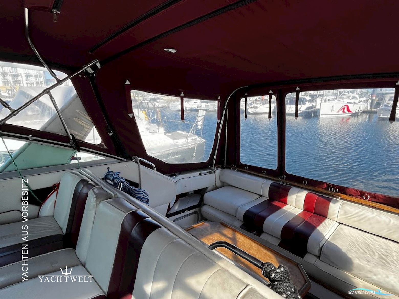 Sea Ray DA 300 SUNDANCER