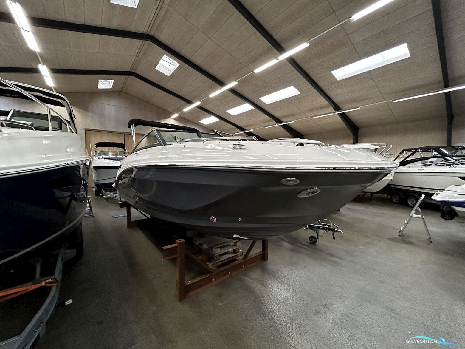 Sea Ray Sdx 250 OB – Solgt