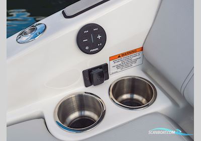 Sea Ray Sdx 250 Motorboten 2027, met Mercruiser motor, The Netherlands