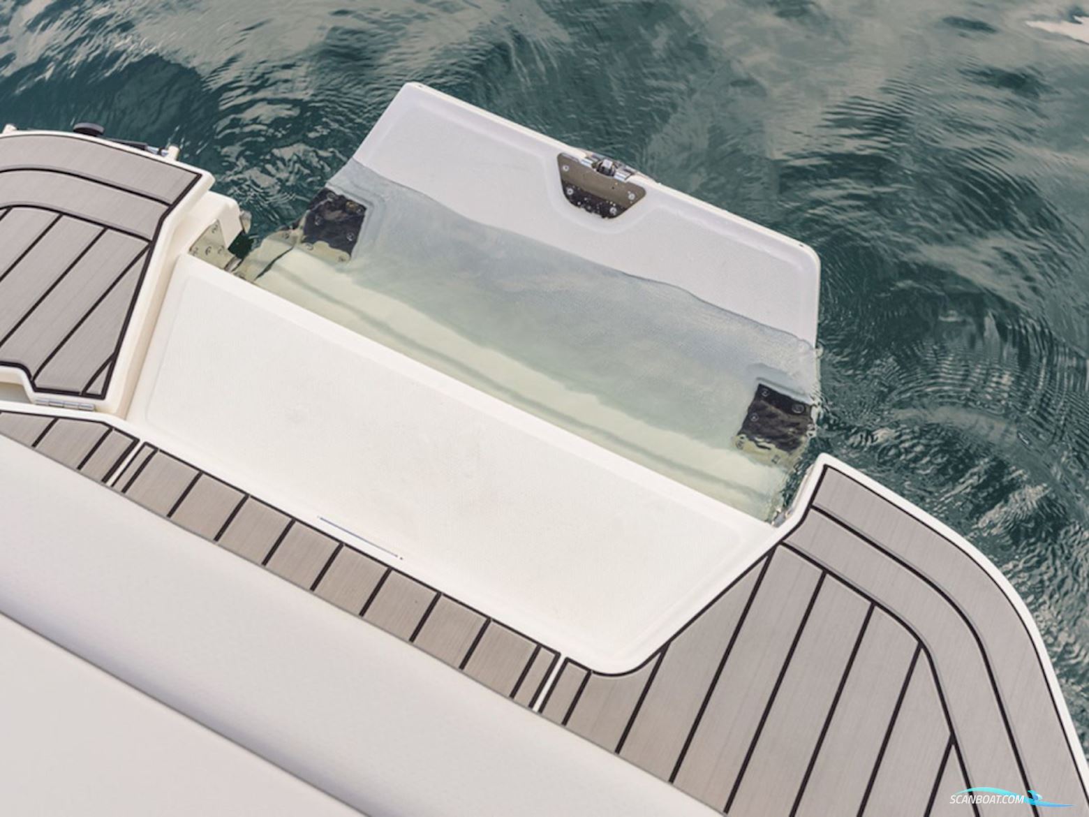Sea Ray SDX 250
