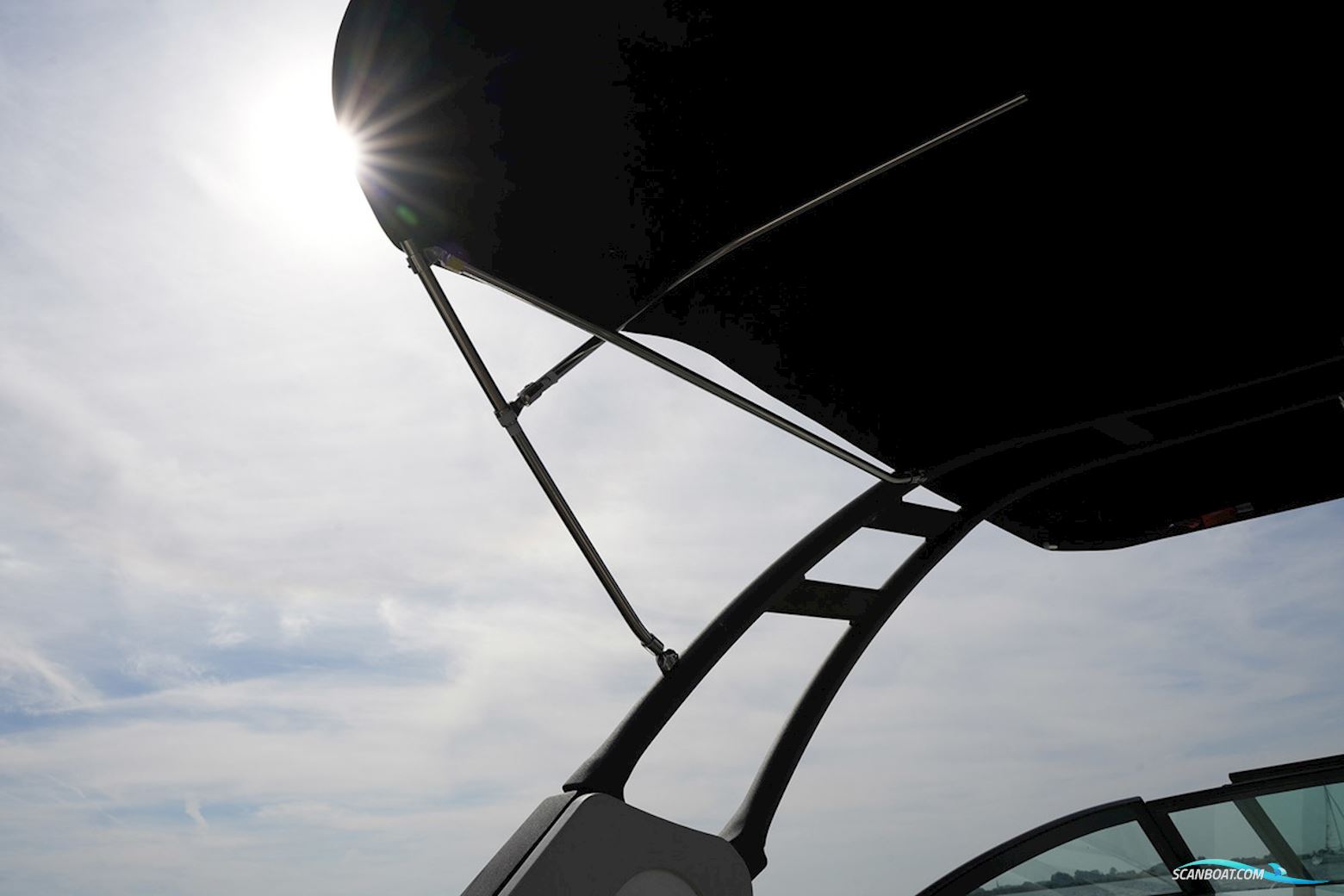 Sea Ray SDX 290 Outboard