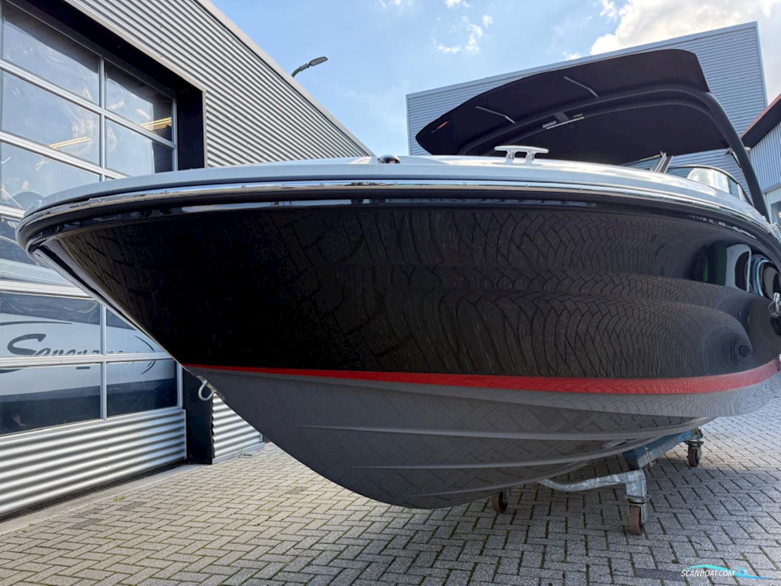 Sea Ray SPX 190 Outboard