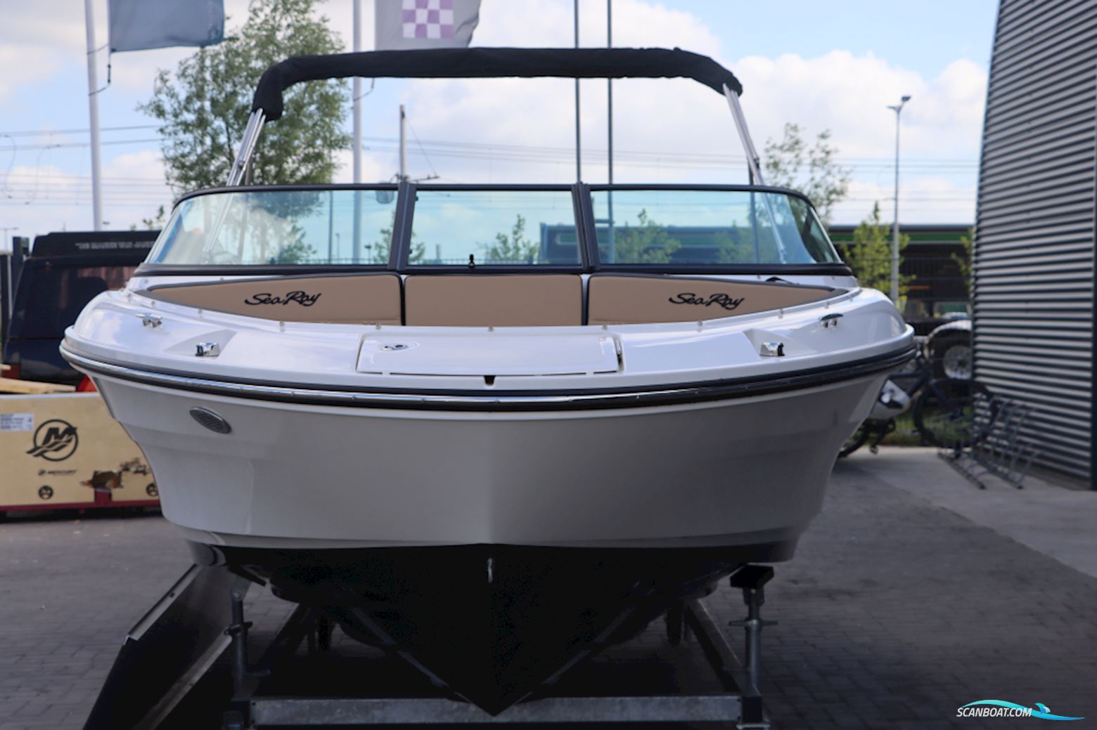 Sea Ray SPX 190