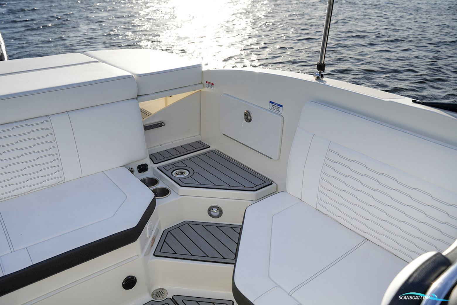 Sea Ray Spx 230 Outboard