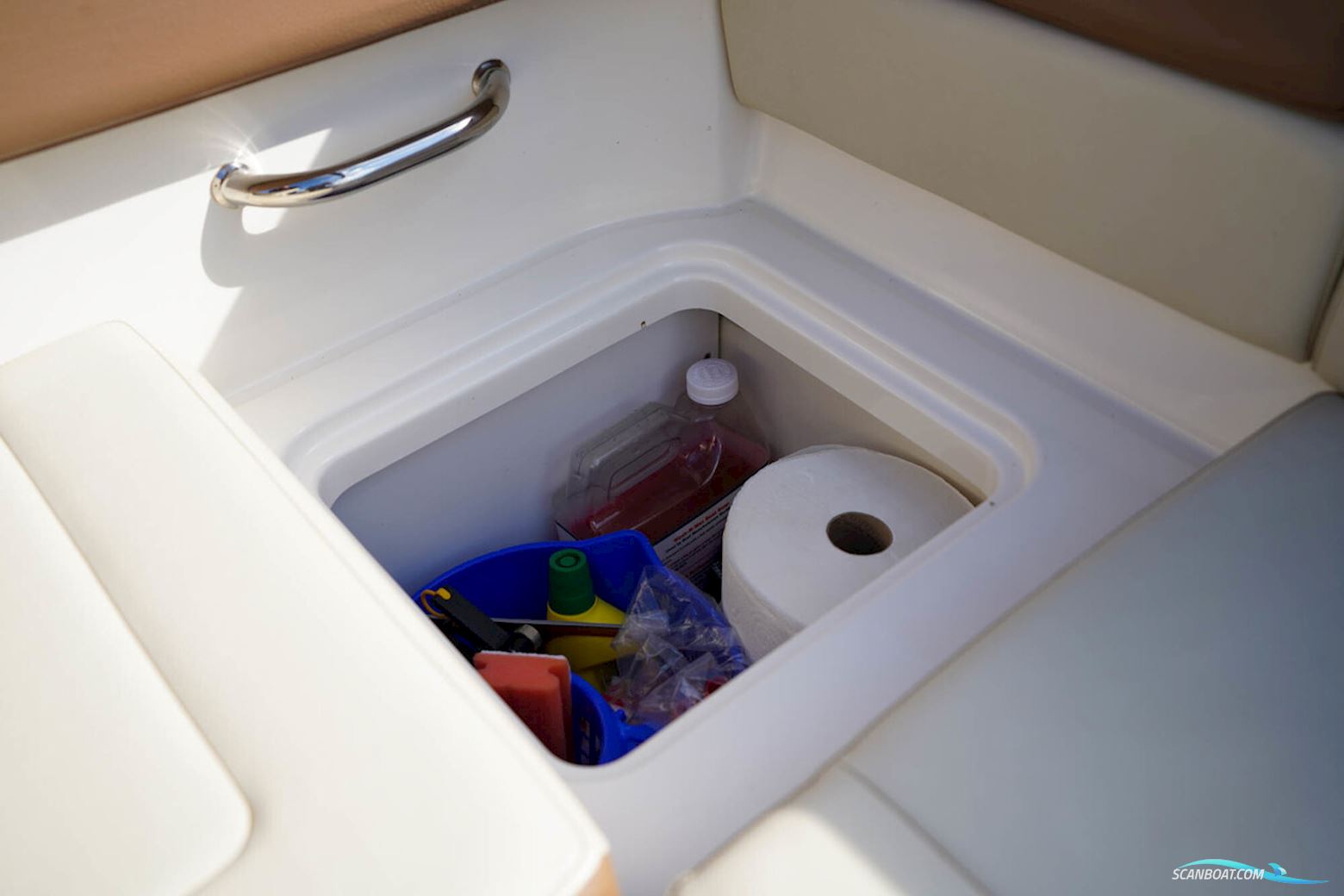 Sea Ray Sun Sport 230