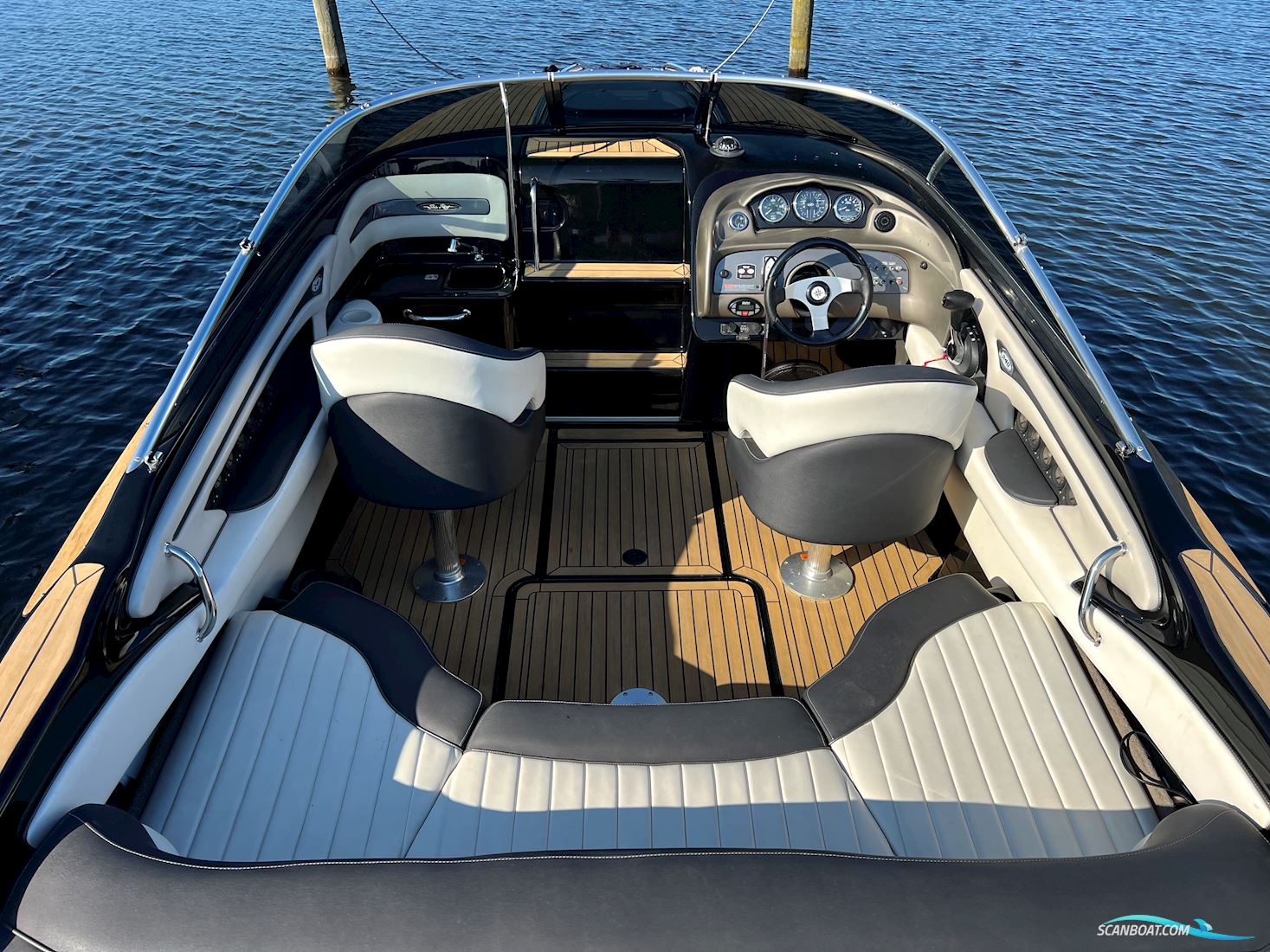 Sea Ray Sun Sport 240