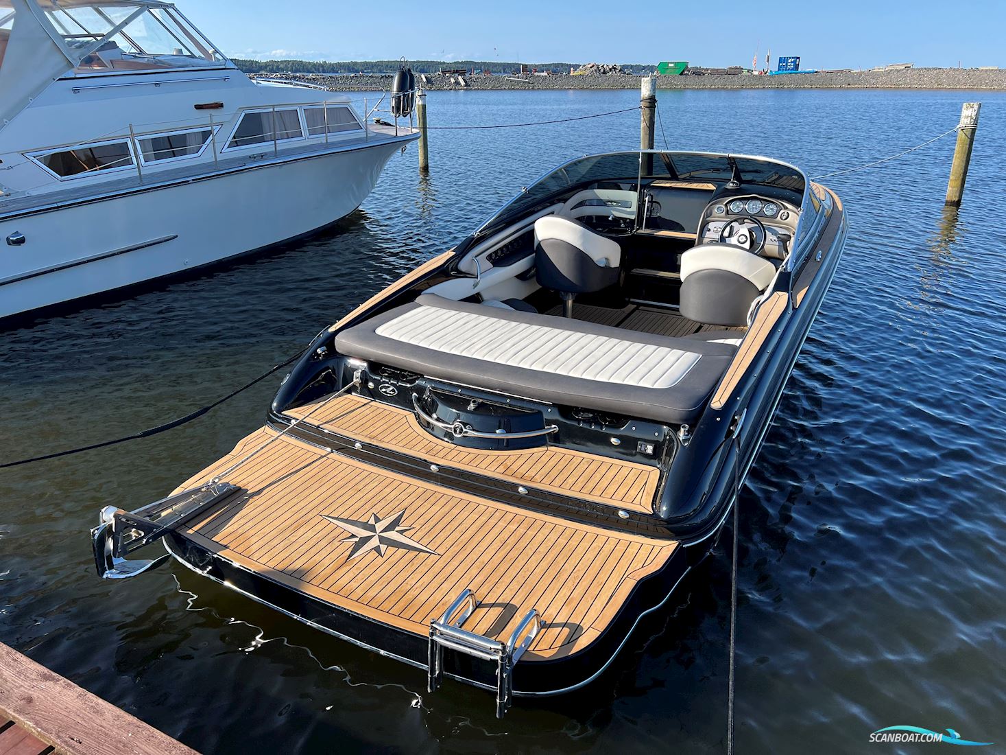 Sea Ray Sun Sport 240
