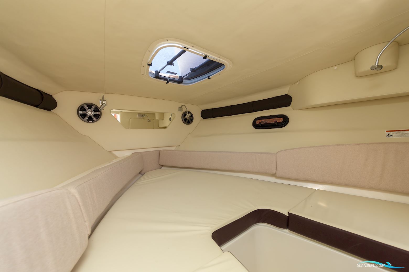 Sea Ray Sun Sport 250 - IN Store