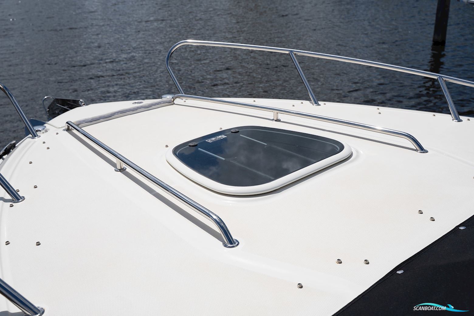 Sea Ray Sun Sport 250