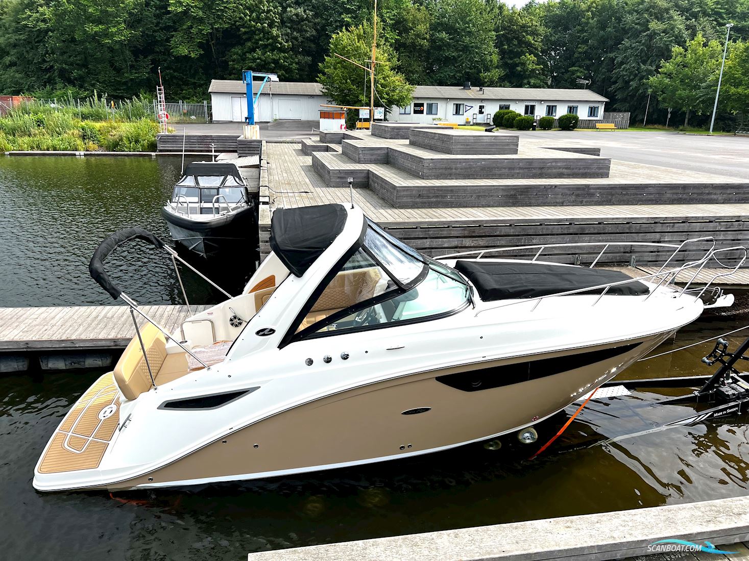 Sea Ray Sundancer 265 - Demo