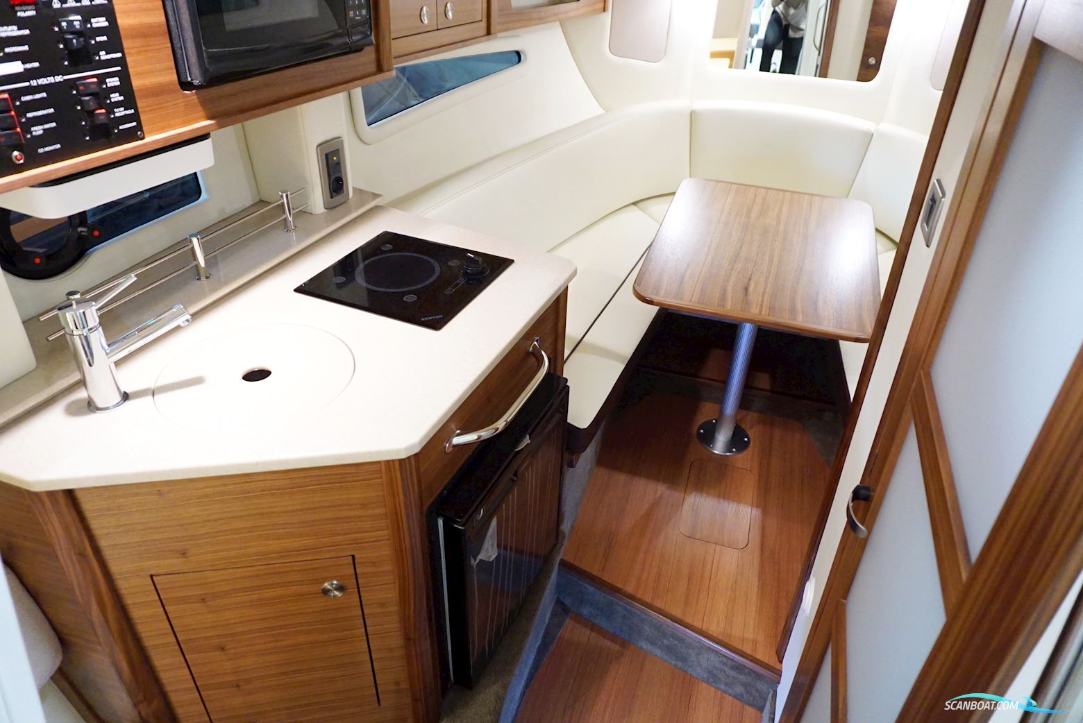 Sea Ray Sundancer 265 - Demo