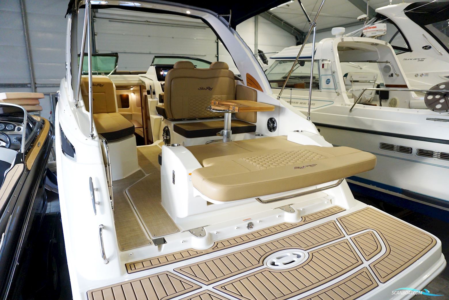 Sea Ray Sundancer 265 - Demo