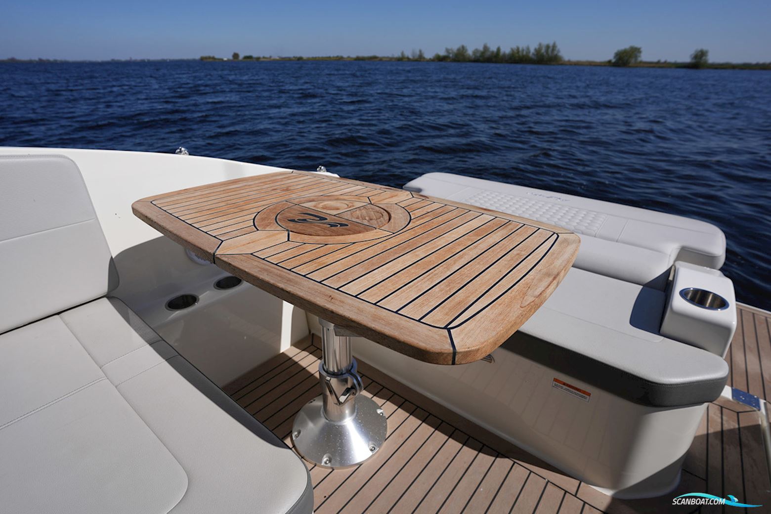 Sea Ray Sundancer 265
